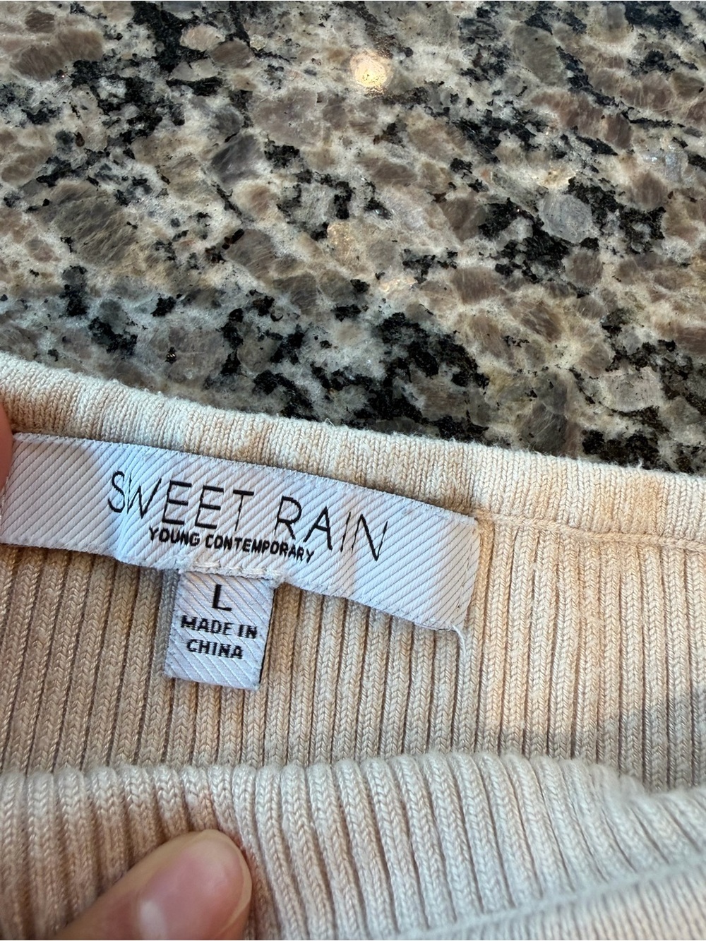 Sweet Rain Cream Ribbed Scoop-Neck Sweater